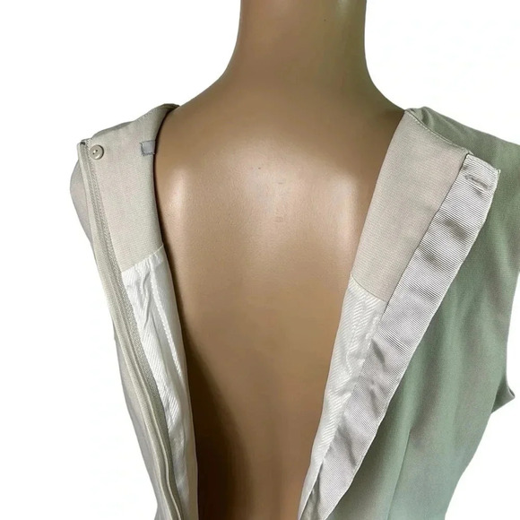 H&M dress,S, fit&flare,lined,feminine career,event,timeless,sleeveless 
EC - Picture 12 of 15